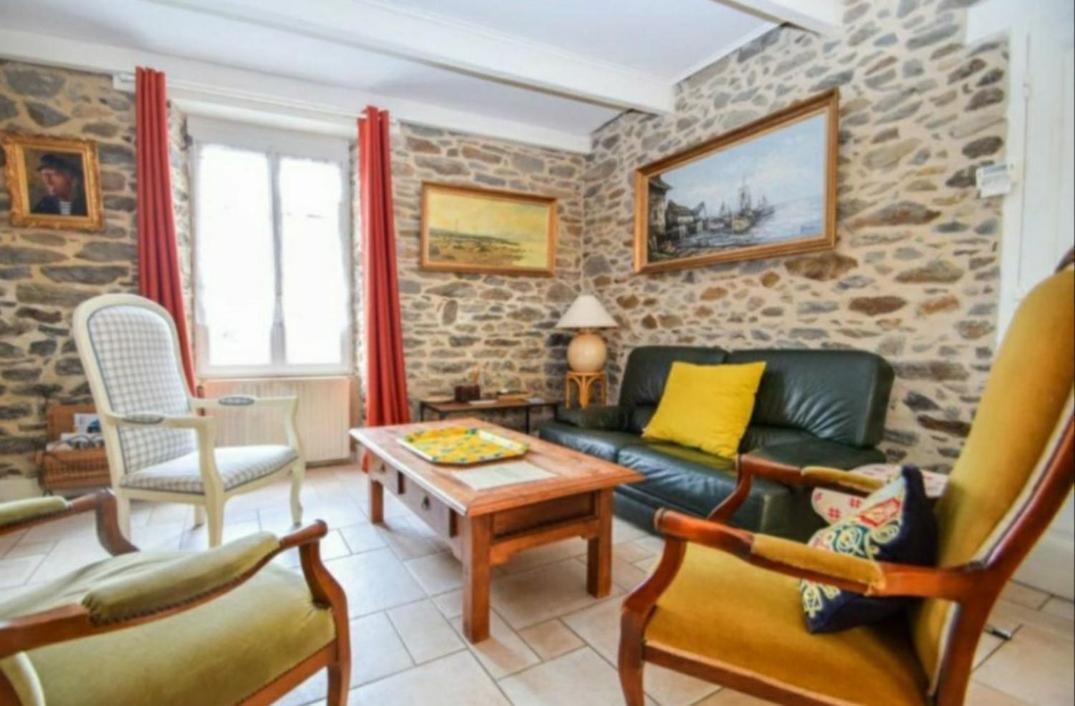 La Colline Maison De Famille A 100M De La Rance Ла-Ришарде Экстерьер фото